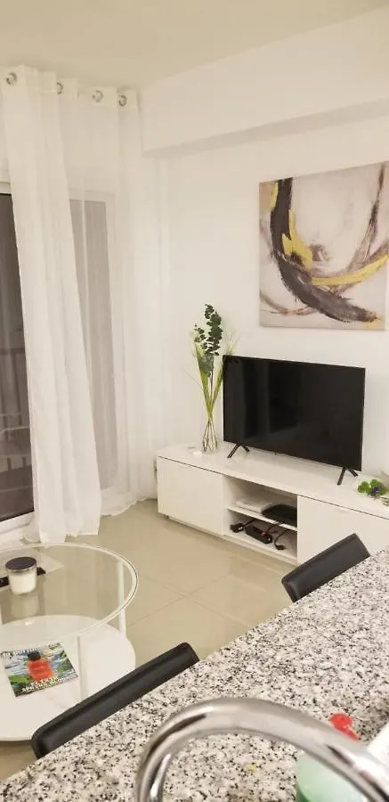 Stunning Fuengirola Gem With City And Sea Views Appartement