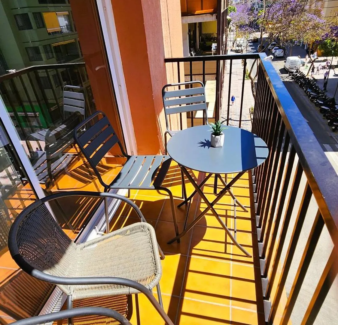 Stunning Fuengirola Gem With City And Sea Views Appartement